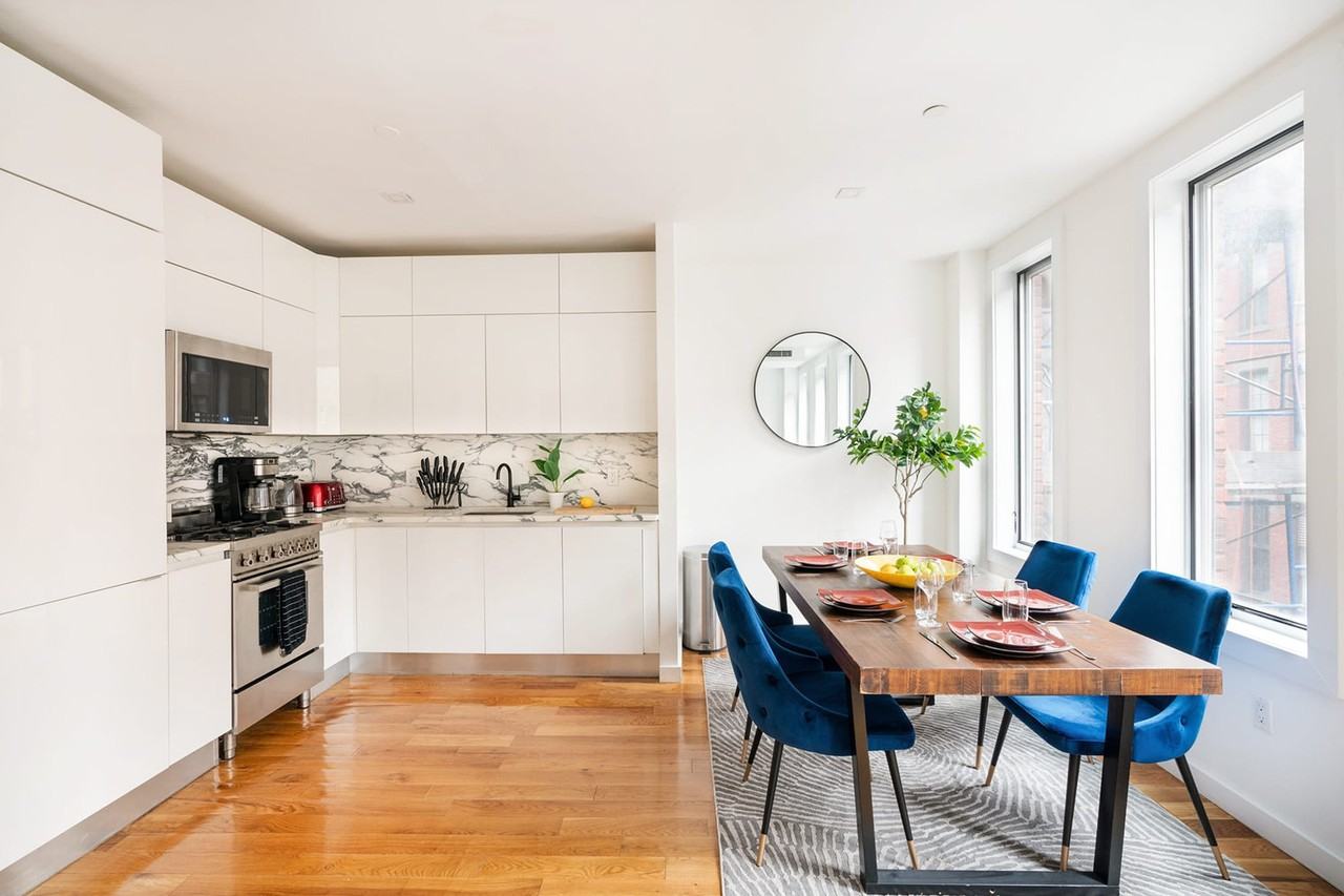 28 East 13th Street - Photo 4 of 33