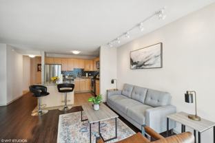 221 N Columbus Dr - Photo 1 of 1