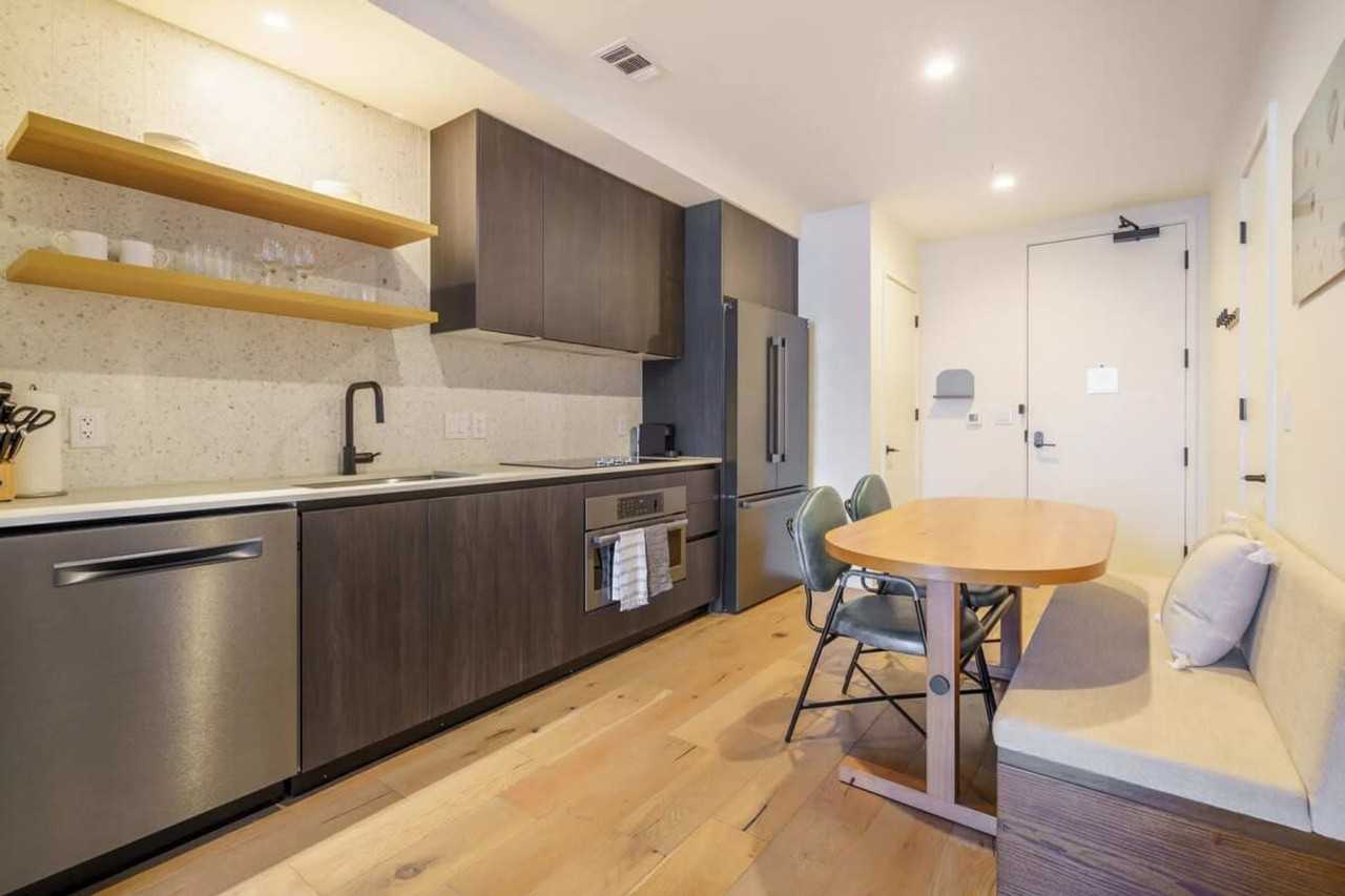 48 East Ave #1013569P - Photo 4 of 21