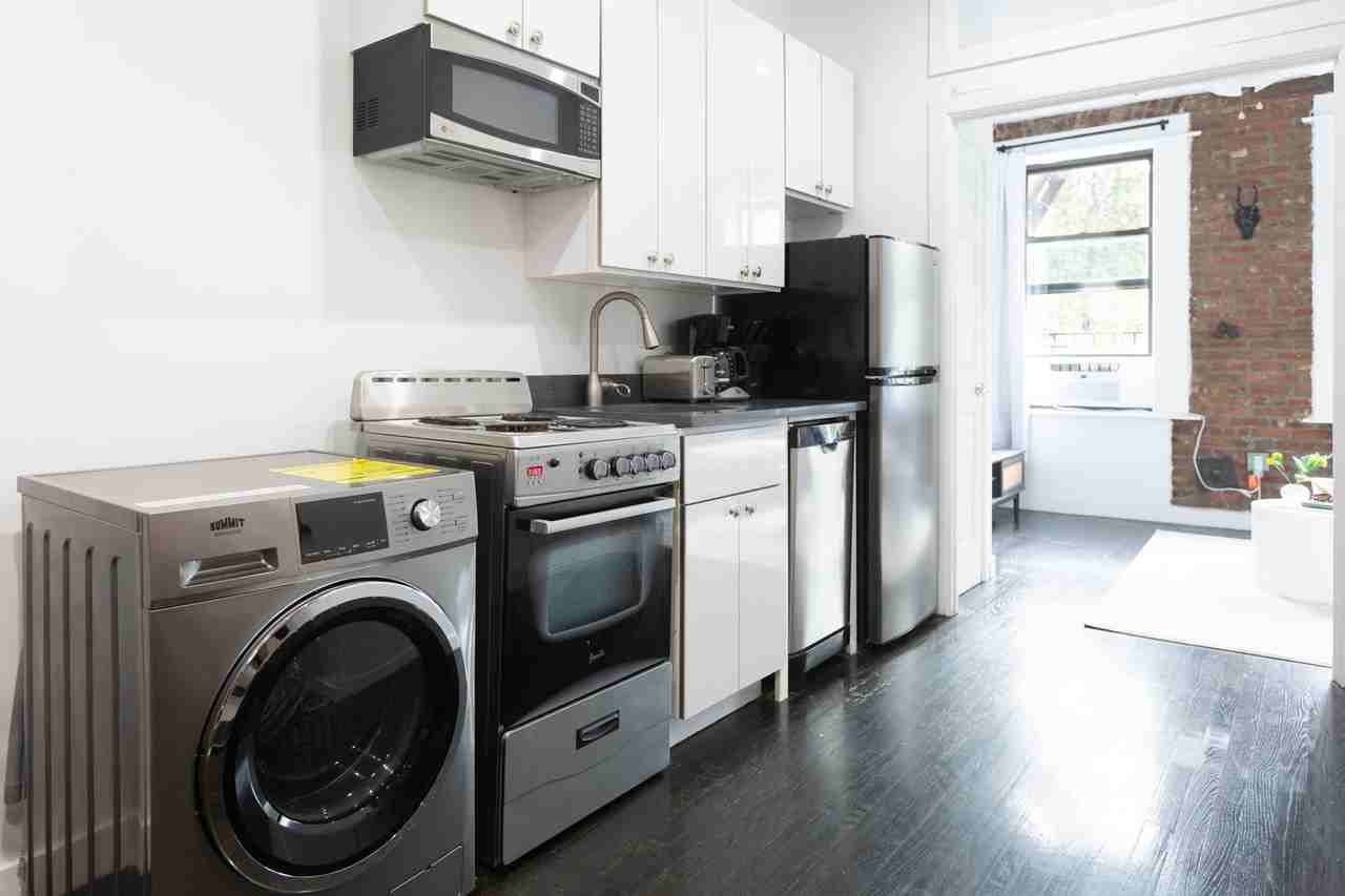 104 Forsyth St #1013712P - Photo 4 of 9