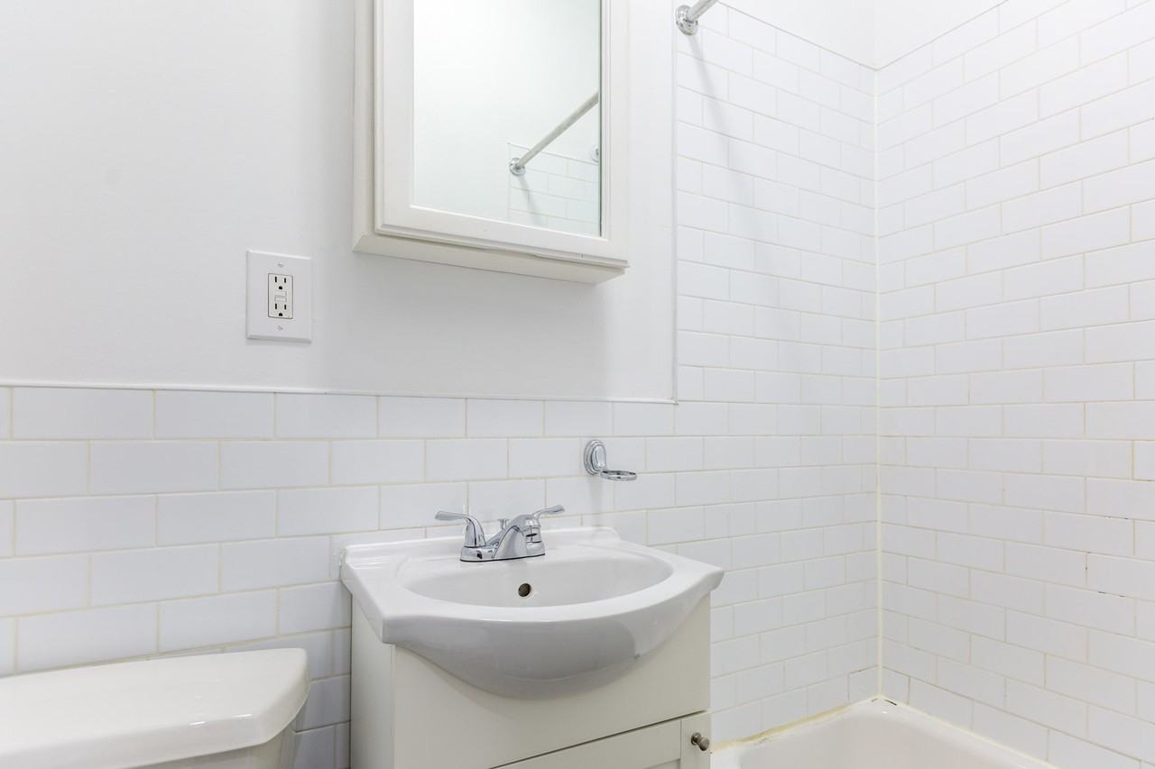 104 Forsyth St #1013712P - Photo 7 of 9