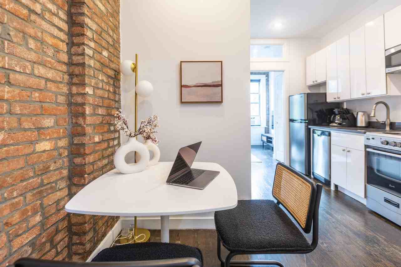 104 Forsyth St #1013713P - Photo 2 of 11