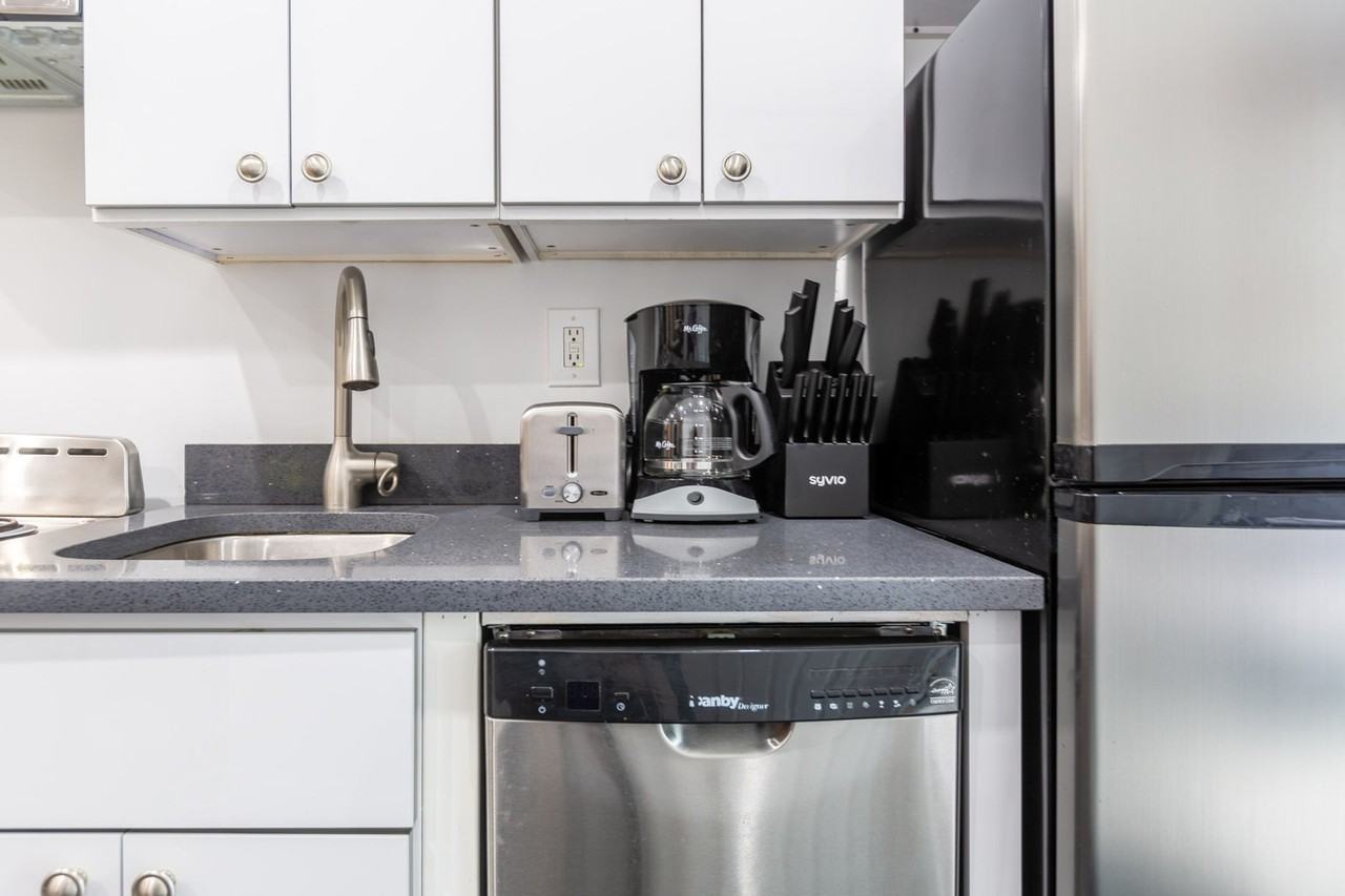 104 Forsyth St #1013713P - Photo 4 of 11