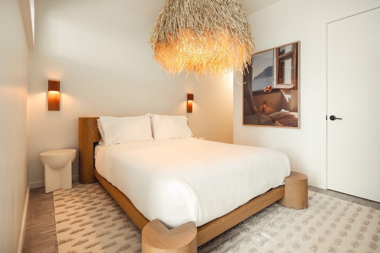 221 Southwest 1st Avenue - Photo 4 of 11