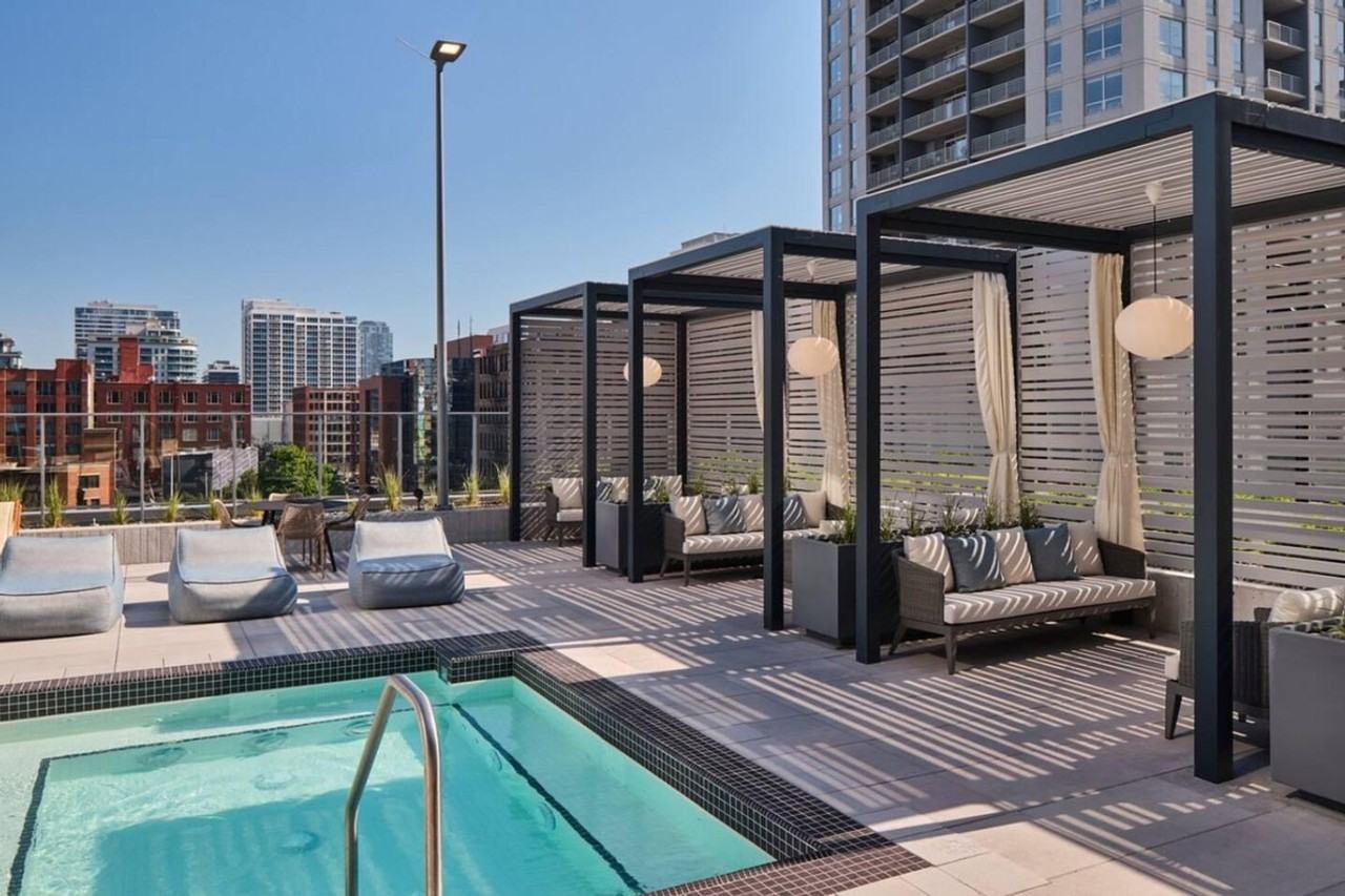 540 North Orleans Street - Photo 5 of 23