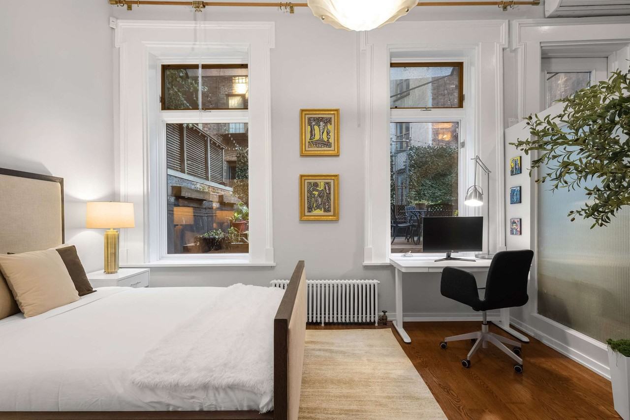 Sullivan St #1035015P - Photo 2 of 19