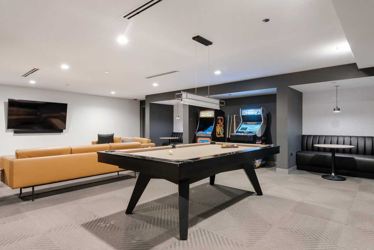 29 South LaSalle Street - Photo 6 of 92