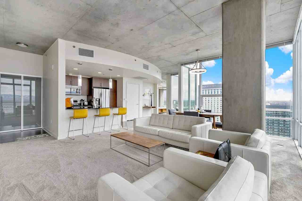 1324 Champa St #1013120P - Photo 2 of 10