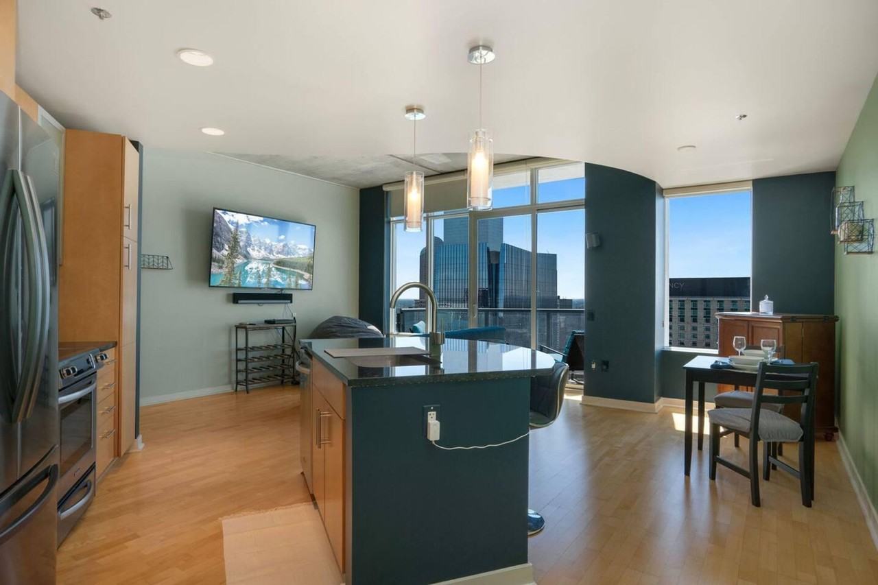 1511 Champa St #1013125P - Photo 5 of 10