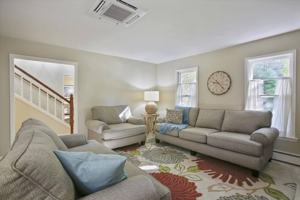 featured image of 1908 Pawnee Dr