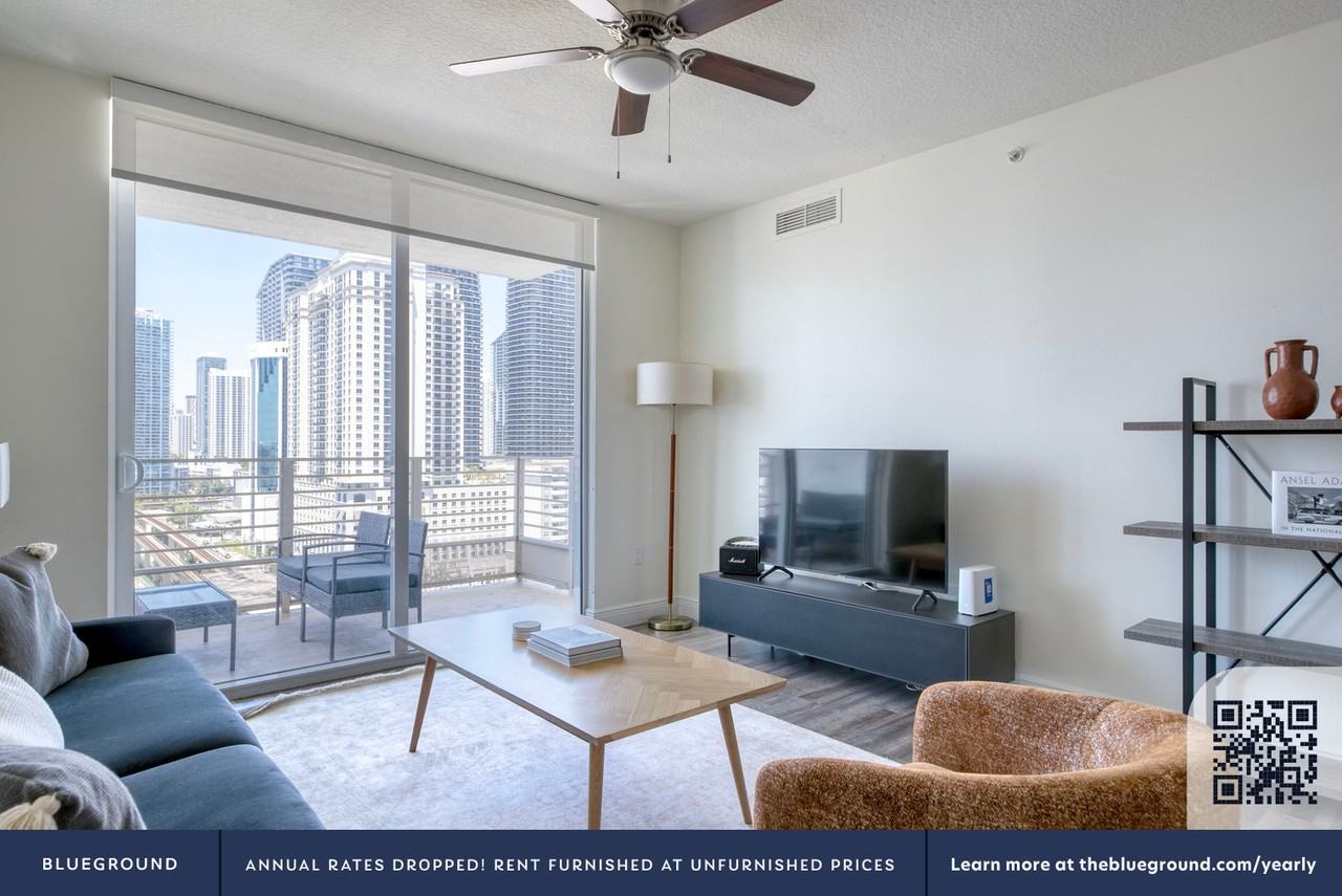 110 Southwest 12th Street - Photo 3 of 37