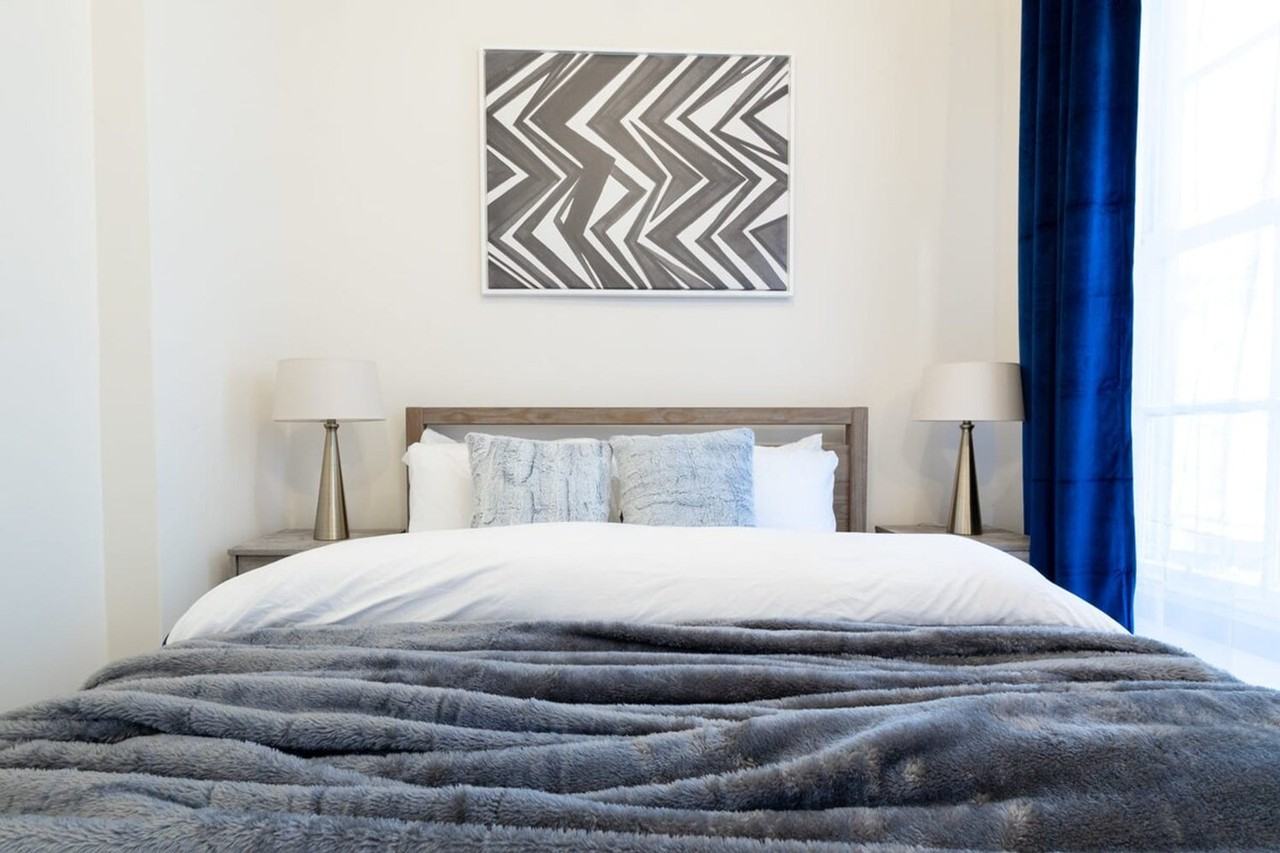 112 East 10th Street #1021937P - Photo 7 of 14