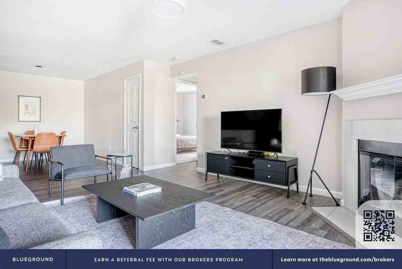 355 North Wolfe Road - Photo 5 of 46