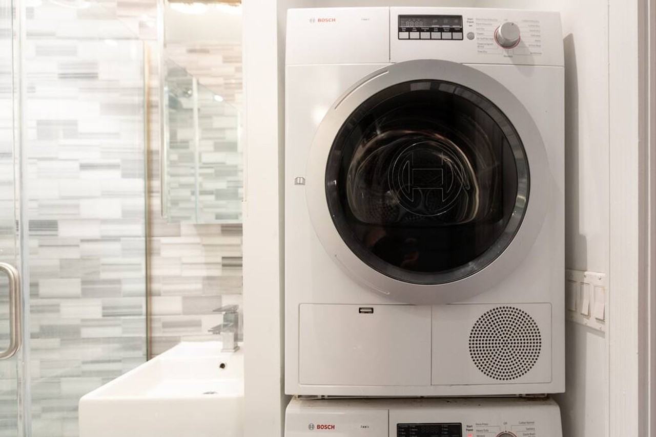 697 10th Ave #1013711P - Photo 6 of 18