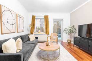 209 W 20th St - Photo 1 of 1
