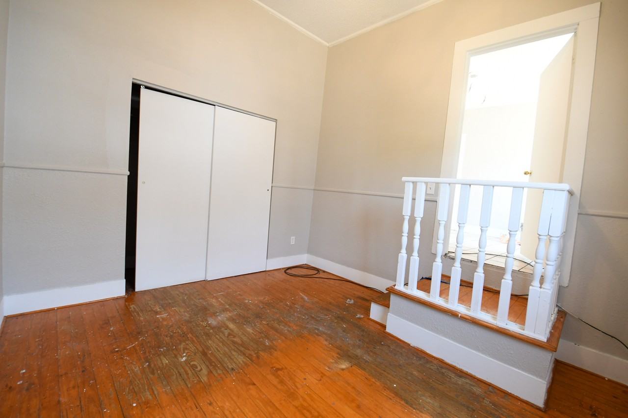 8302 Oleander Street - Photo 2 of 9