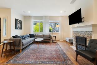 3740 Se Willamette Ave - Photo 1 of 1