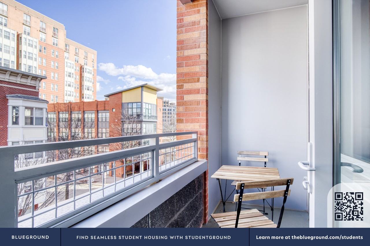 1122 North Hudson Street - Photo 7 of 45