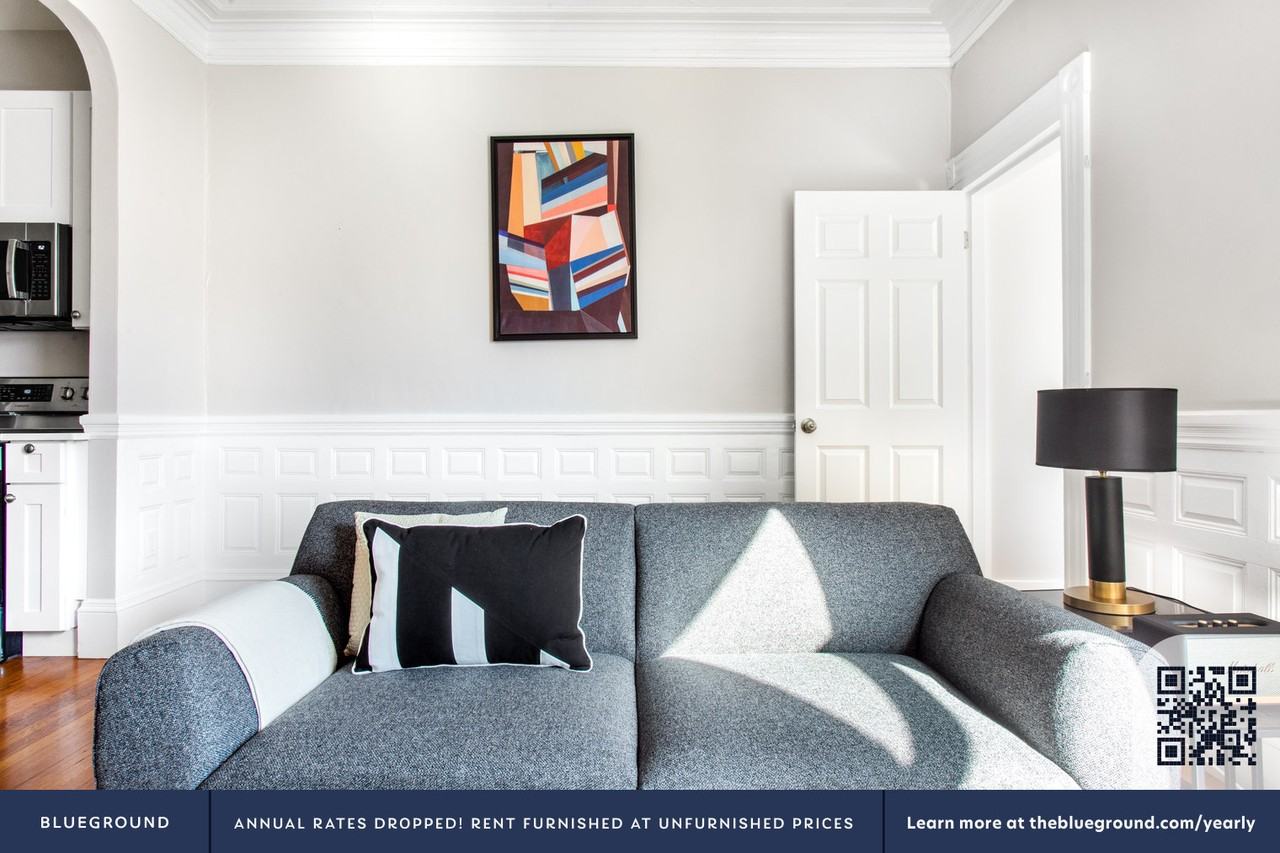 499 Beacon Street - Photo 3 of 21