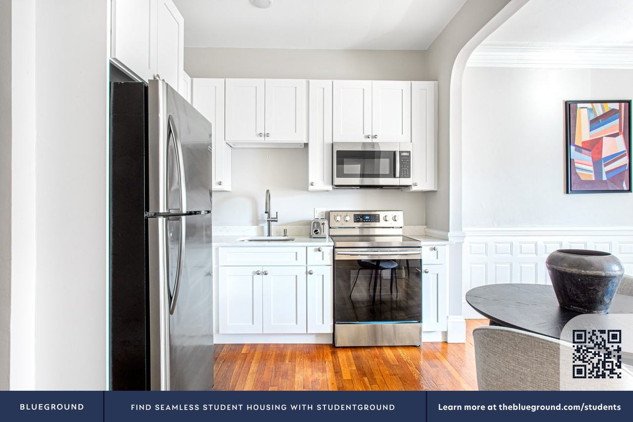 499 Beacon Street - Photo 6 of 21