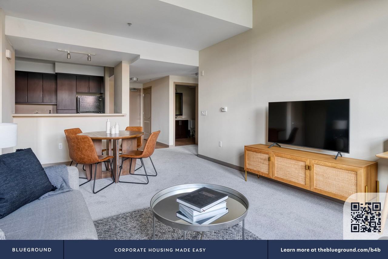 7011 Sunne Lane - Photo 6 of 73