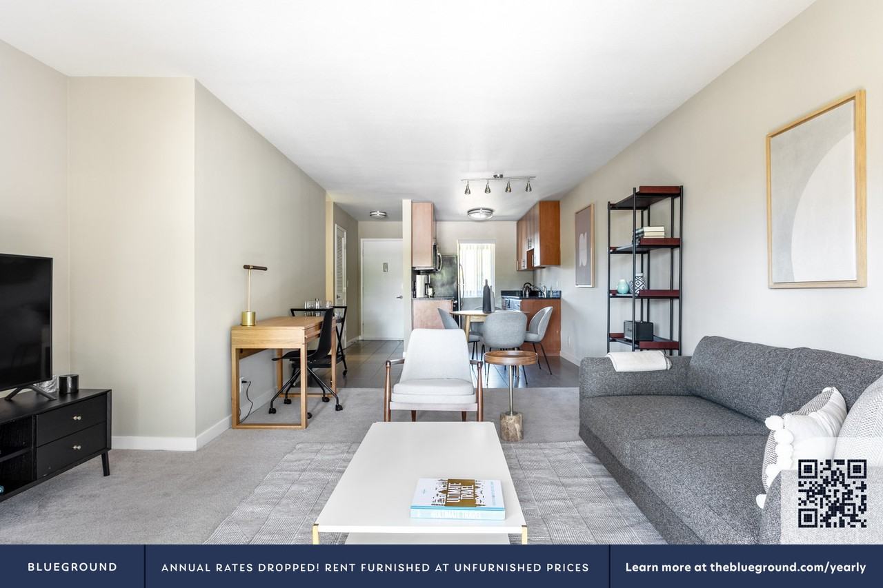 10870 North Stelling Road - Photo 3 of 42