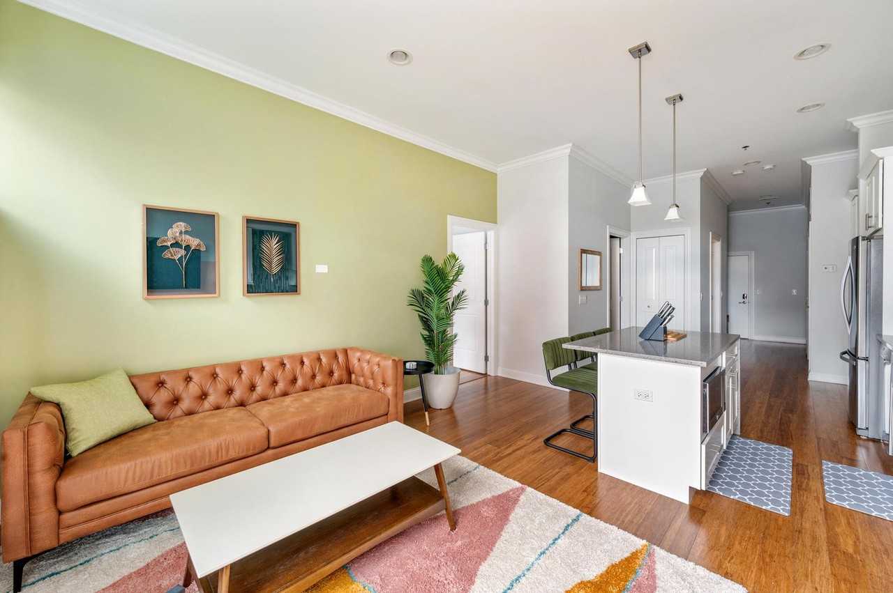 1243 W Madison St #1026687P - Photo 2 of 13