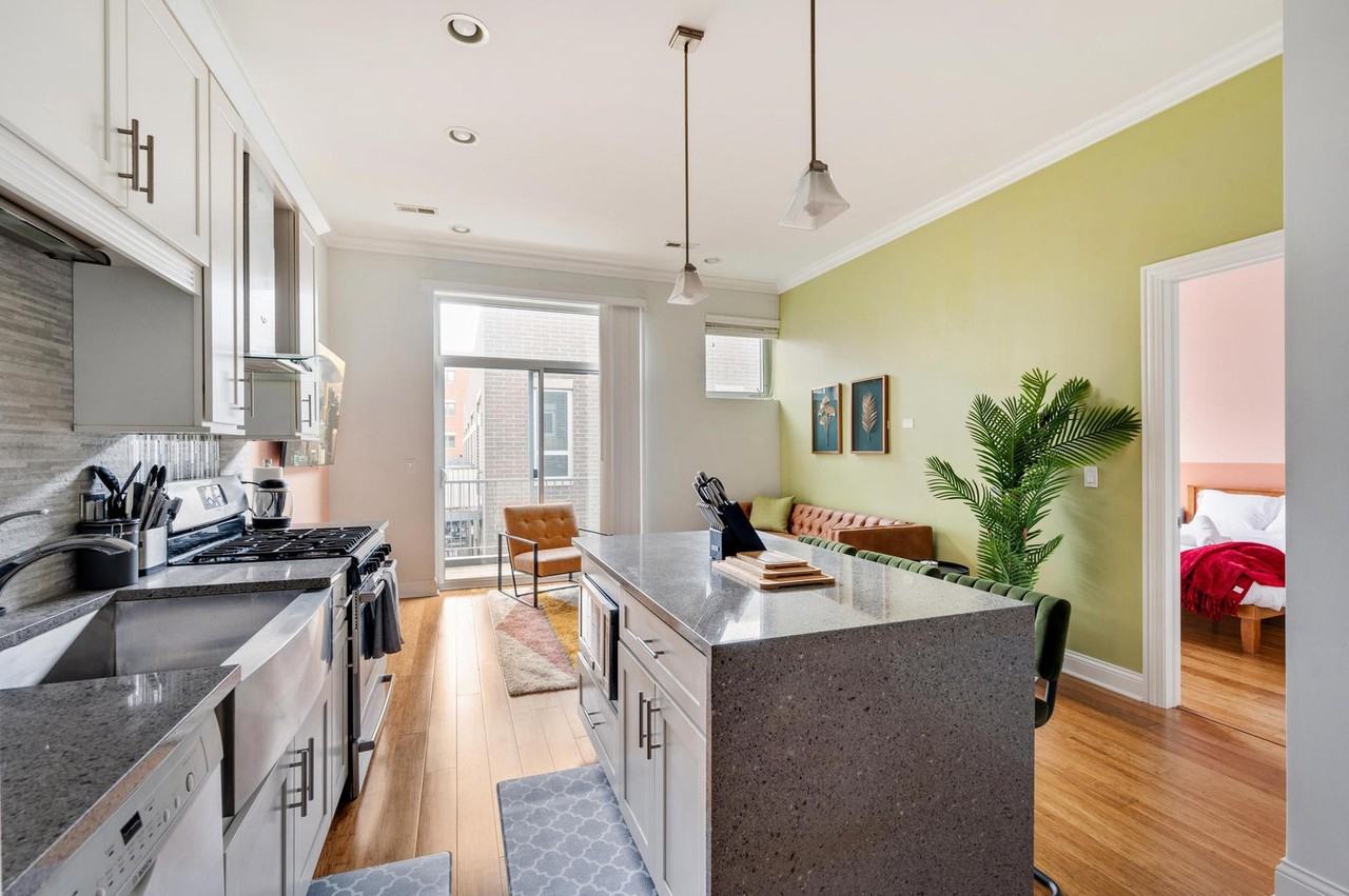 1243 W Madison St #1026687P - Photo 7 of 13