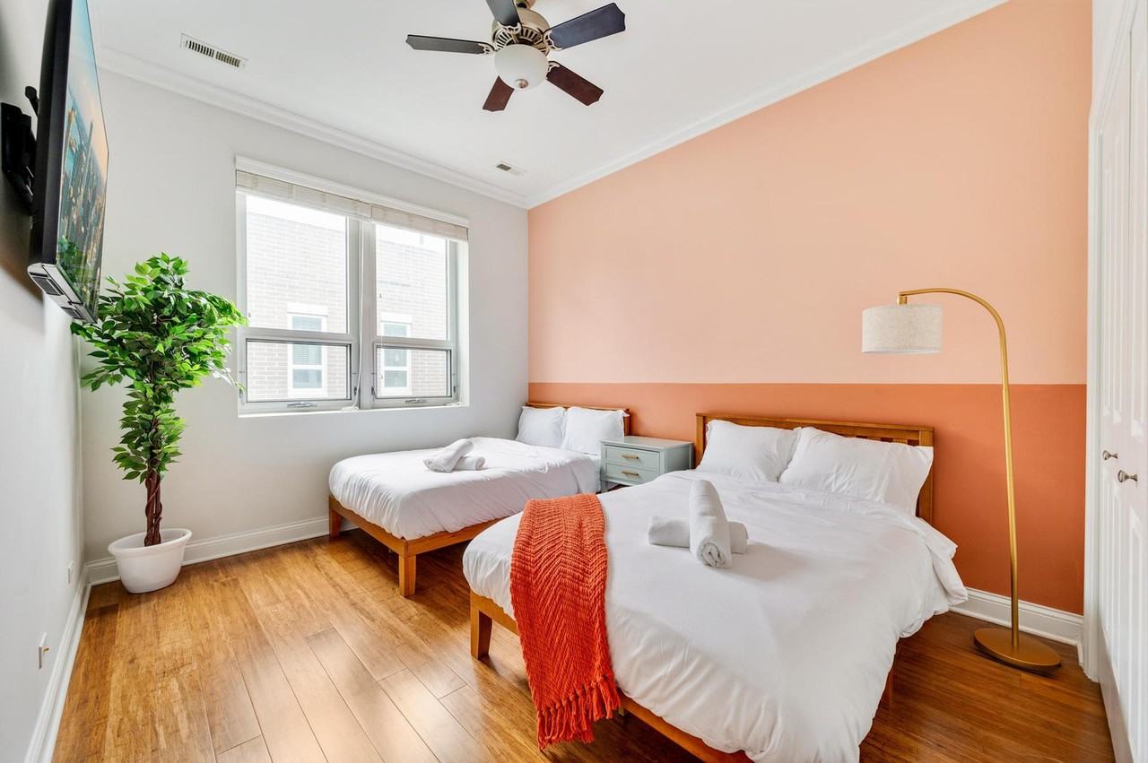 1243 W Madison St #1026687P - Photo 6 of 13