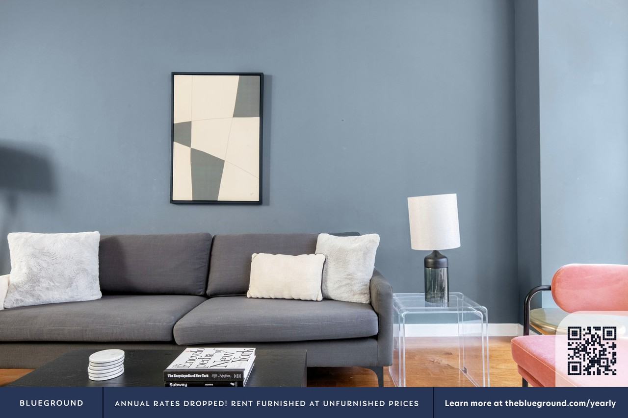 1600 Broadway - Photo 3 of 32