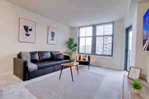 featured image of 550 14th St S