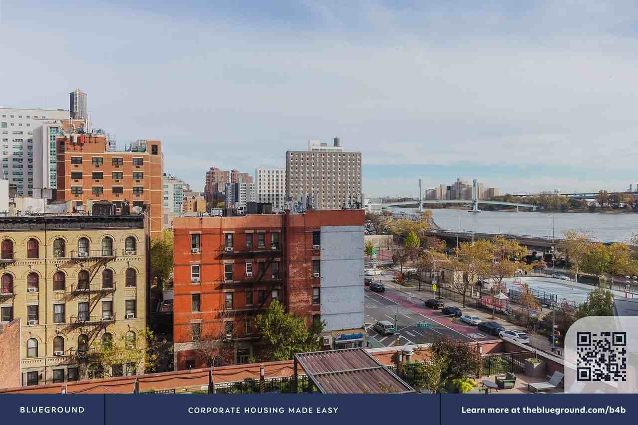 345 East 94th Street - Photo 5 of 29