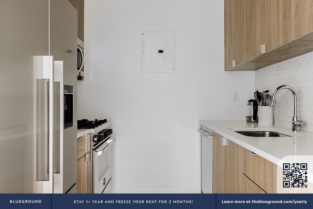 345 East 94th Street - Photo 7 of 29