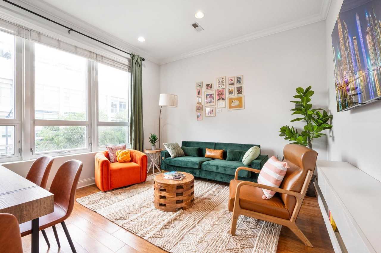 1243 W Madison St #1026688P - Photo 2 of 15