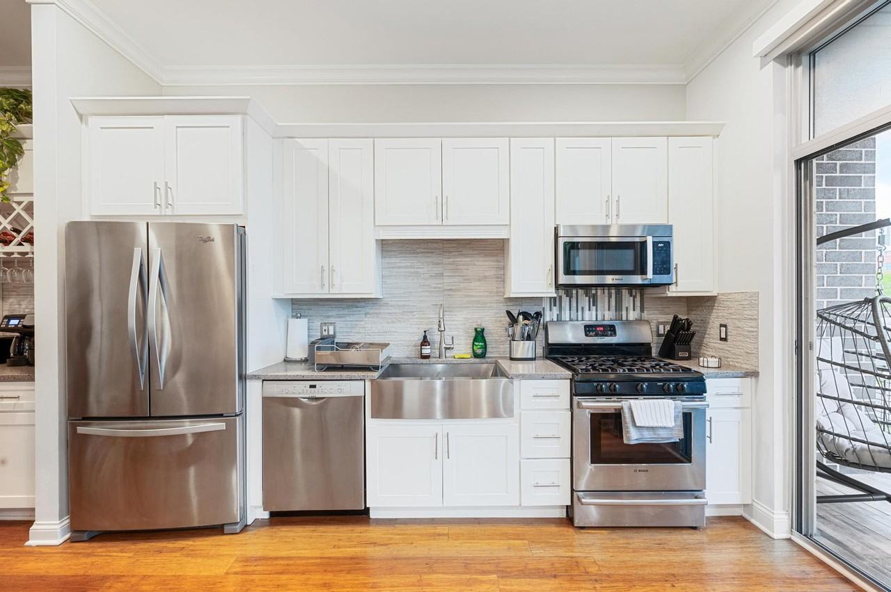 1243 W Madison St #1026688P - Photo 6 of 15