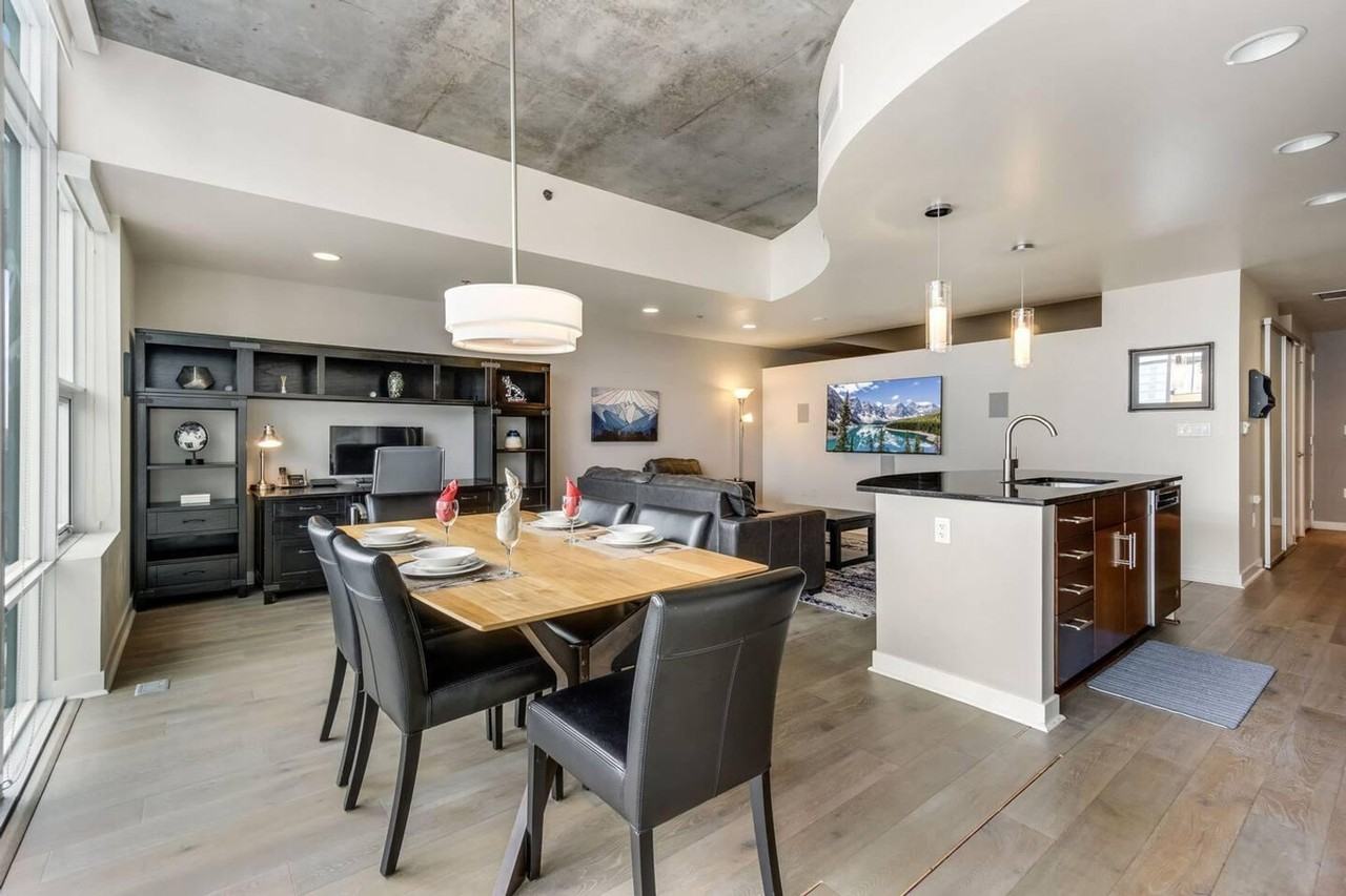 1500 Champa St #1013130P - Photo 2 of 10