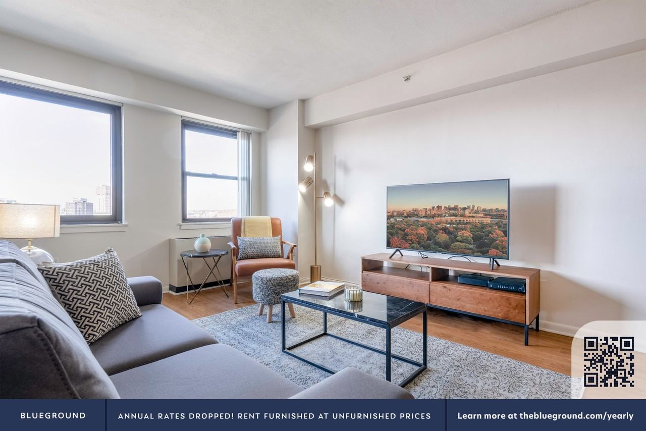 10 Emerson Place - Photo 3 of 28