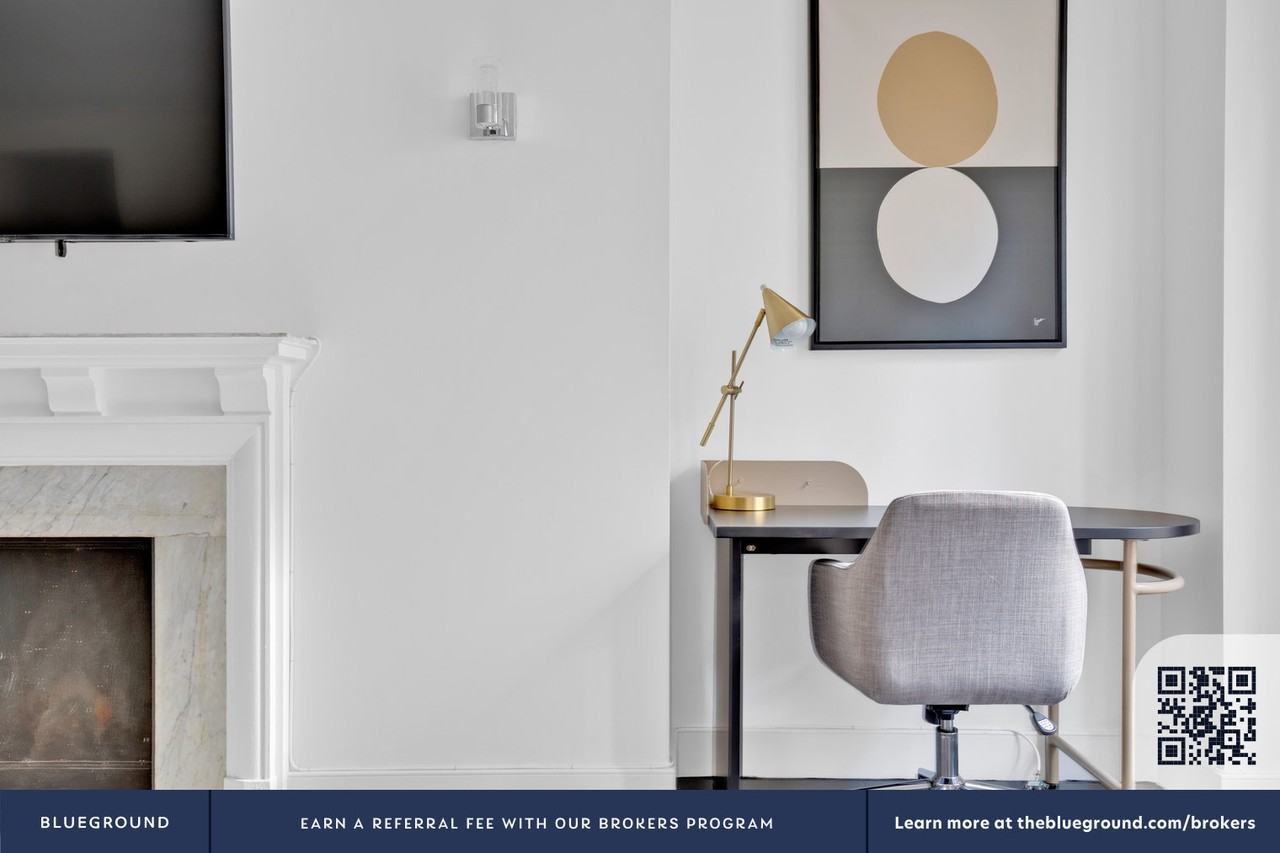 15 West 55th Street - Photo 4 of 30