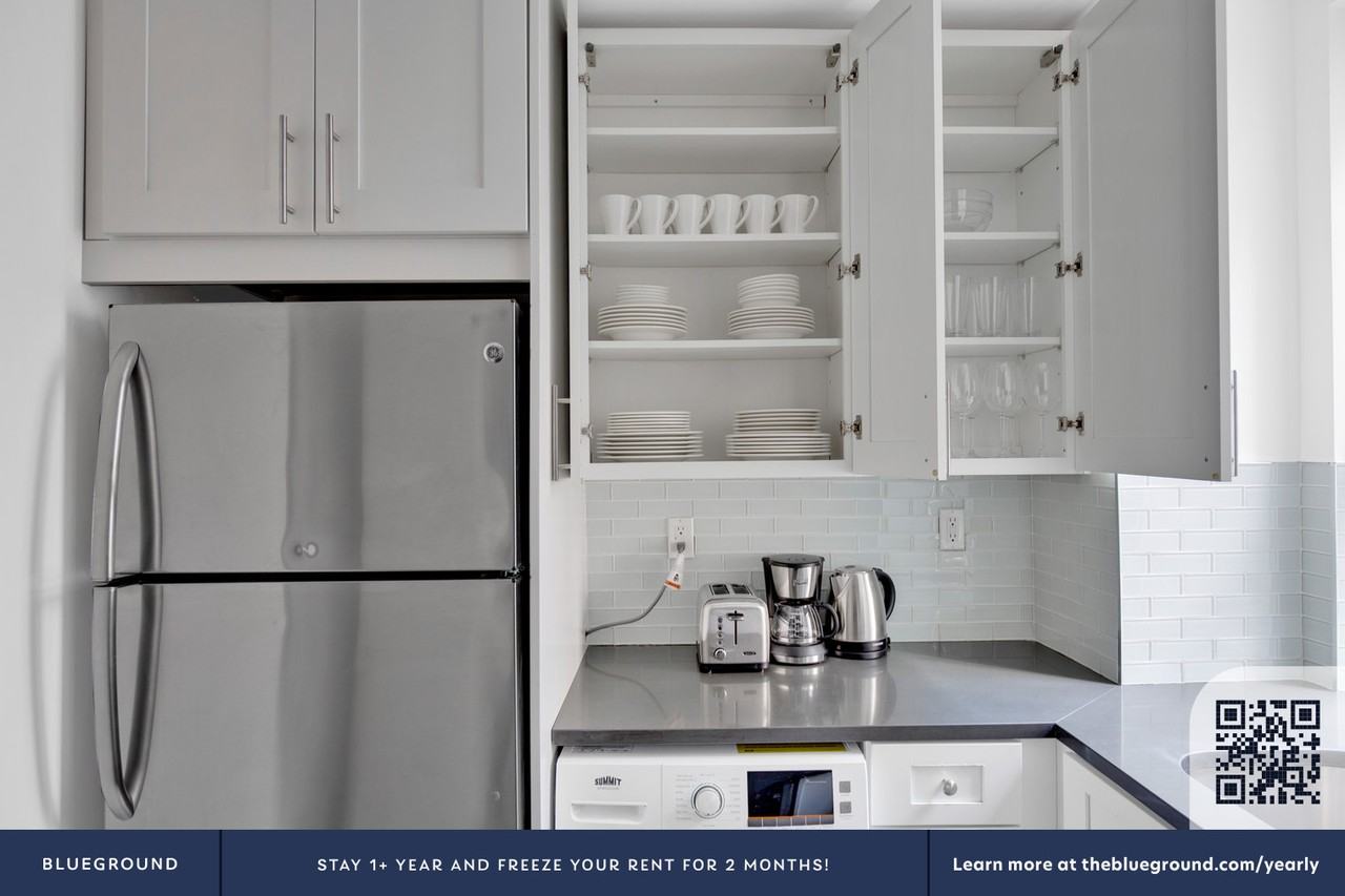 15 West 55th Street - Photo 7 of 30