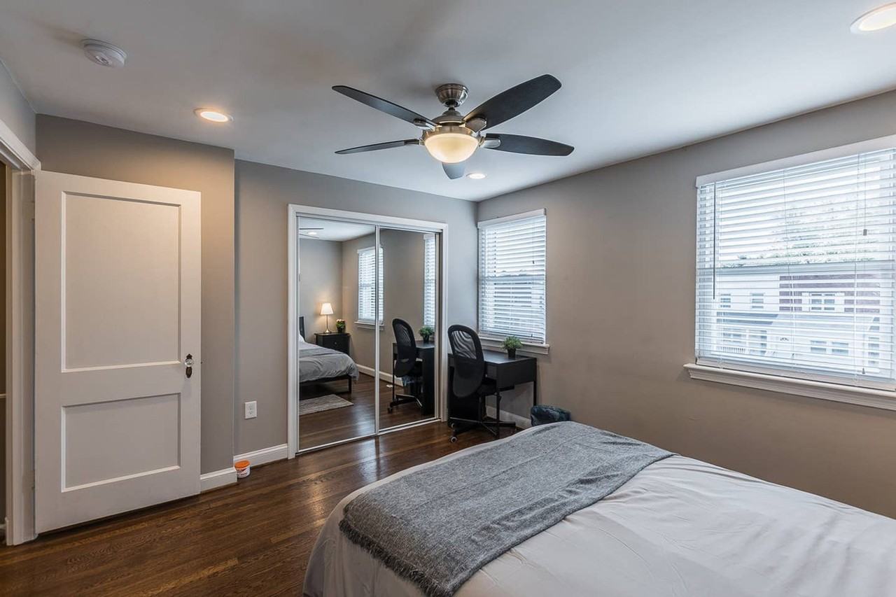 3277 Montrose Ave #1014206P - Photo 5 of 19