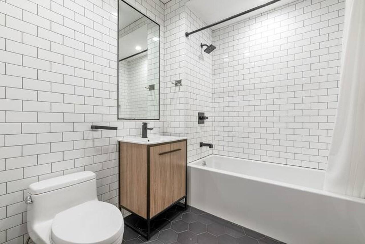 583 Lorimer Street - Photo 6 of 27