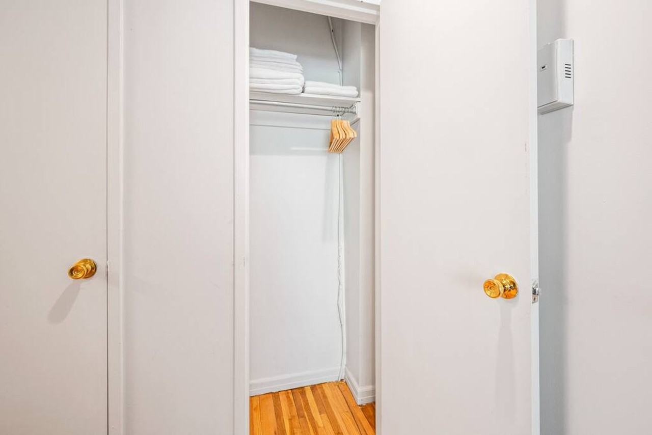 417 E 83rd St #1013661P - Photo 4 of 10