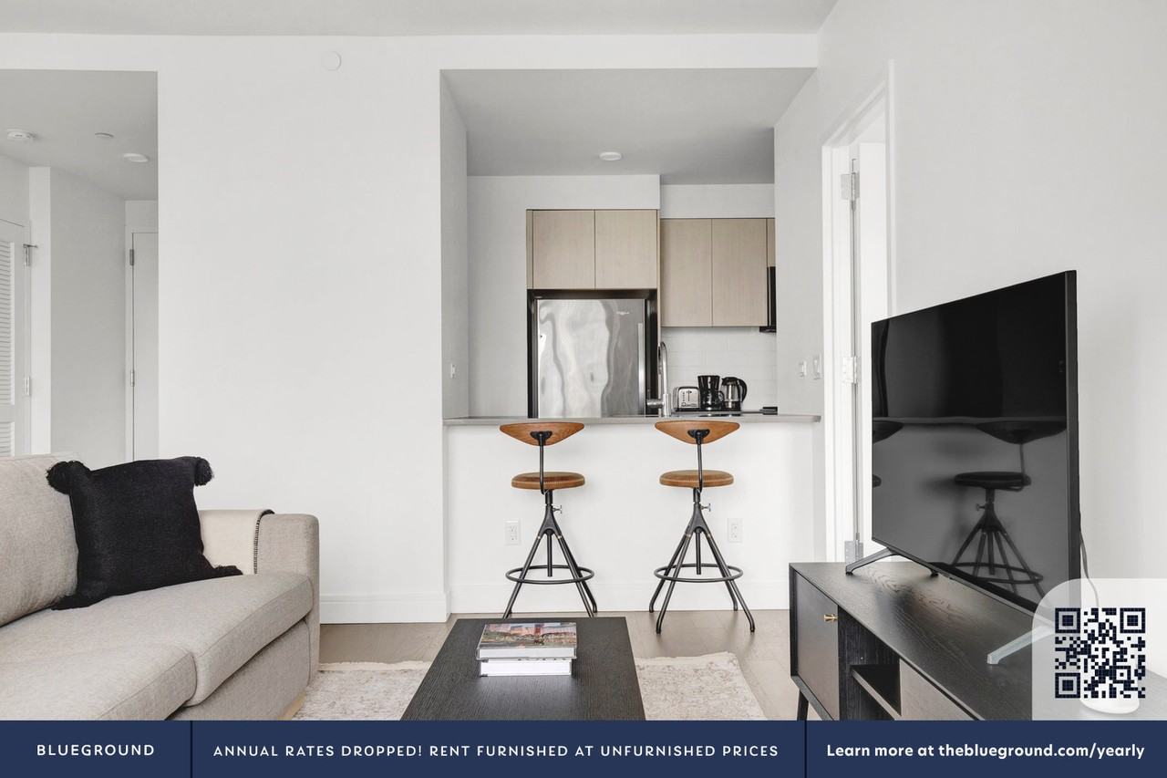 27-19 44th Drive - Photo 3 of 55