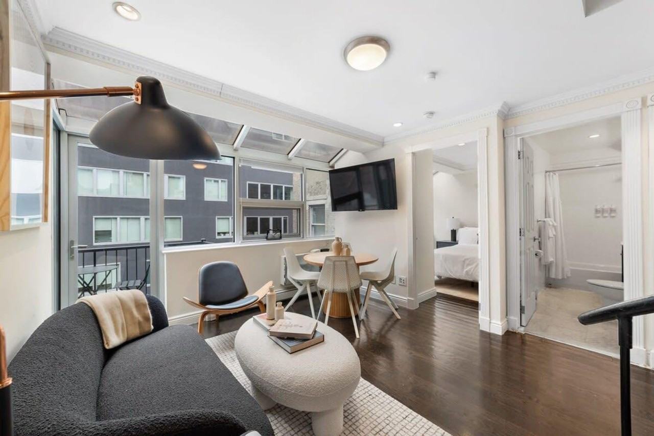 W 19th St #423460P - Photo 3 of 20