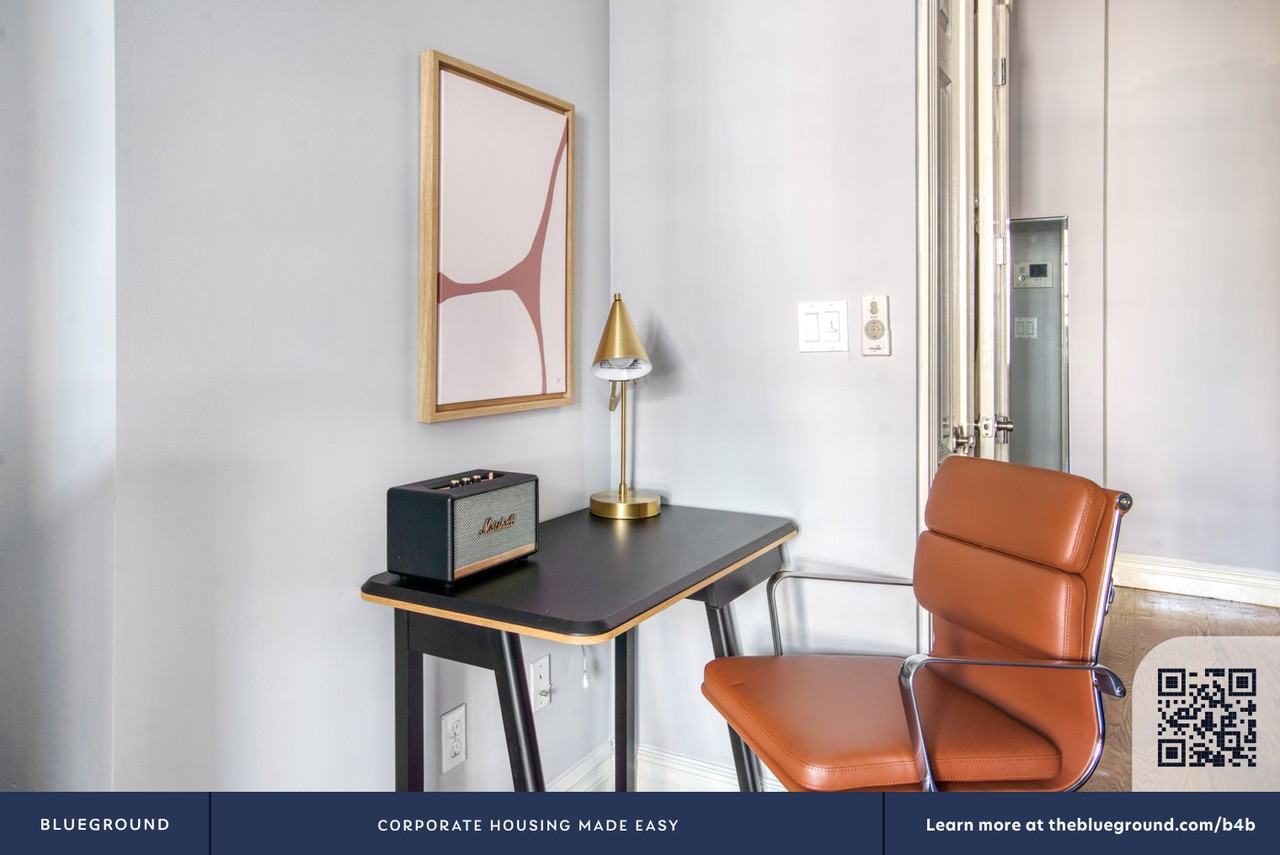 234 West 14th Street - Photo 6 of 19