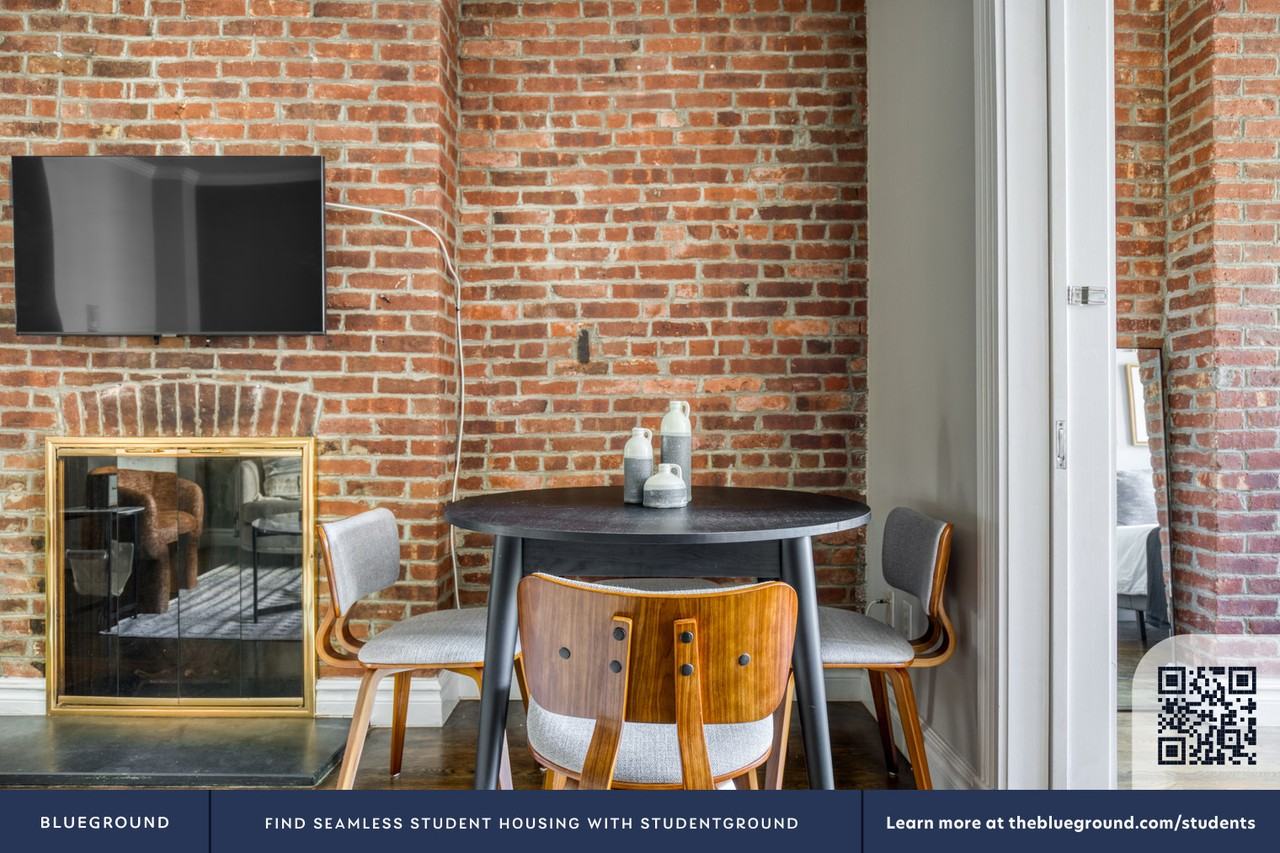 102 E 7th St #954 - Photo 6 of 20