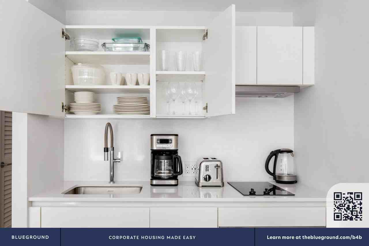 12 Commonwealth Ave #892 - Photo 5 of 17