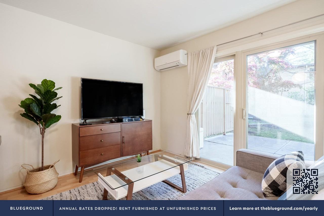 572 Channing Ave #1646 - Photo 4 of 17