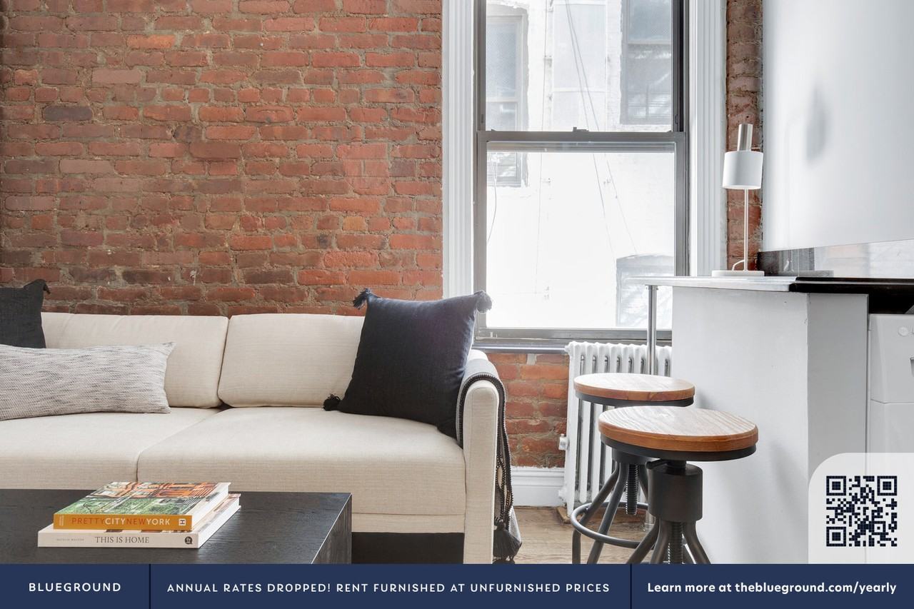 410 E 13th St #722 - Photo 4 of 18