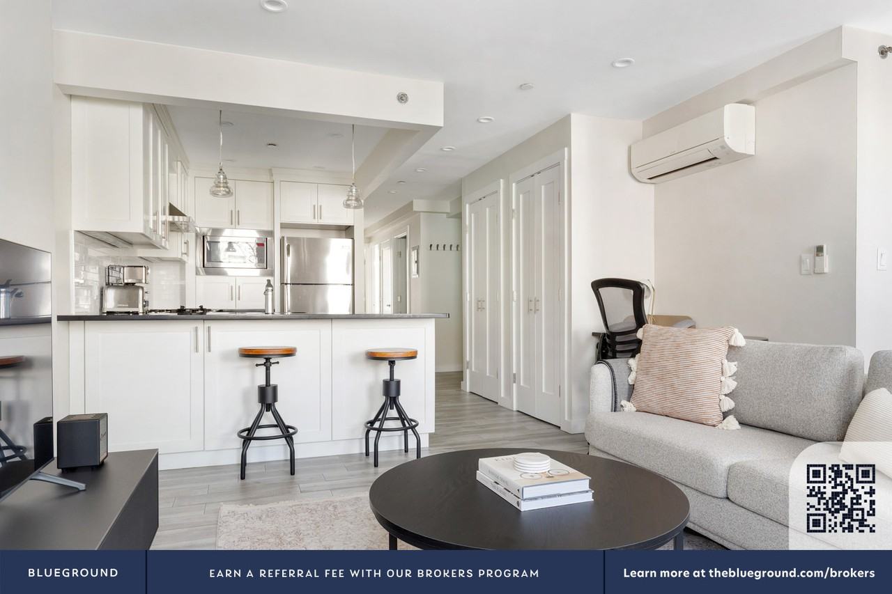 516 Lorimer St #797 - Photo 4 of 21